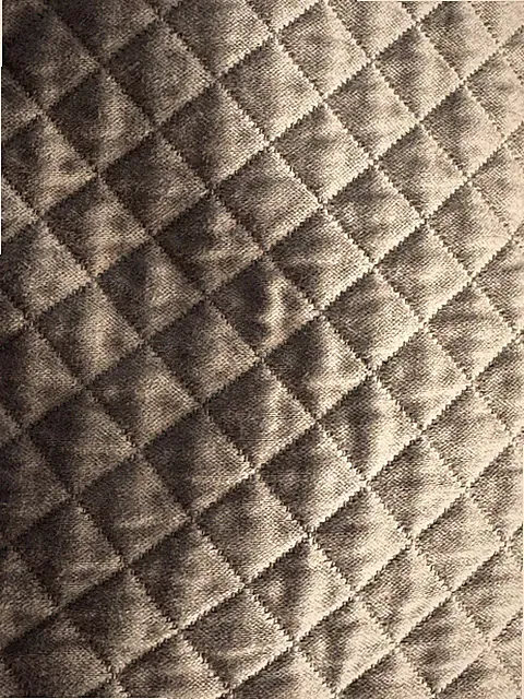 (1) Sferra Diamond Quilted Tan Euro Sham 100% Egyptian Cotton 30”x30” Italy EUC