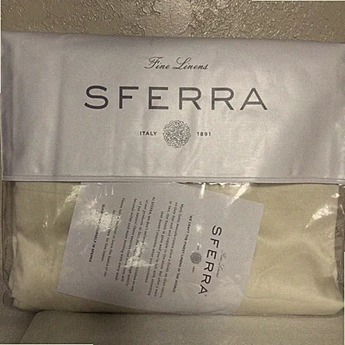 $175 SFERRA "Celeste" Ivory Queen fitted sheet -Italy - hardly used, pristine