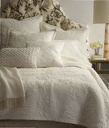 2 Sferra Anabelle Floral Quilted Euro Shams Set Ivory