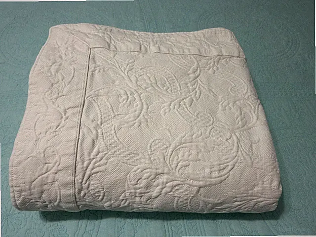 Quagliotti for Sferra Bros Matelassé Coverlet Bedspread 90"x85" Ivory ITALY