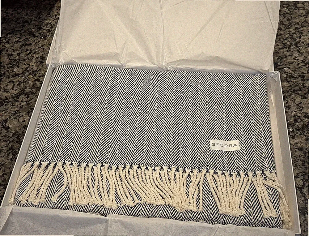 SFERRA Celine 703 Herringbone Cotton Throw Blanket Blue White - BRAND NEW