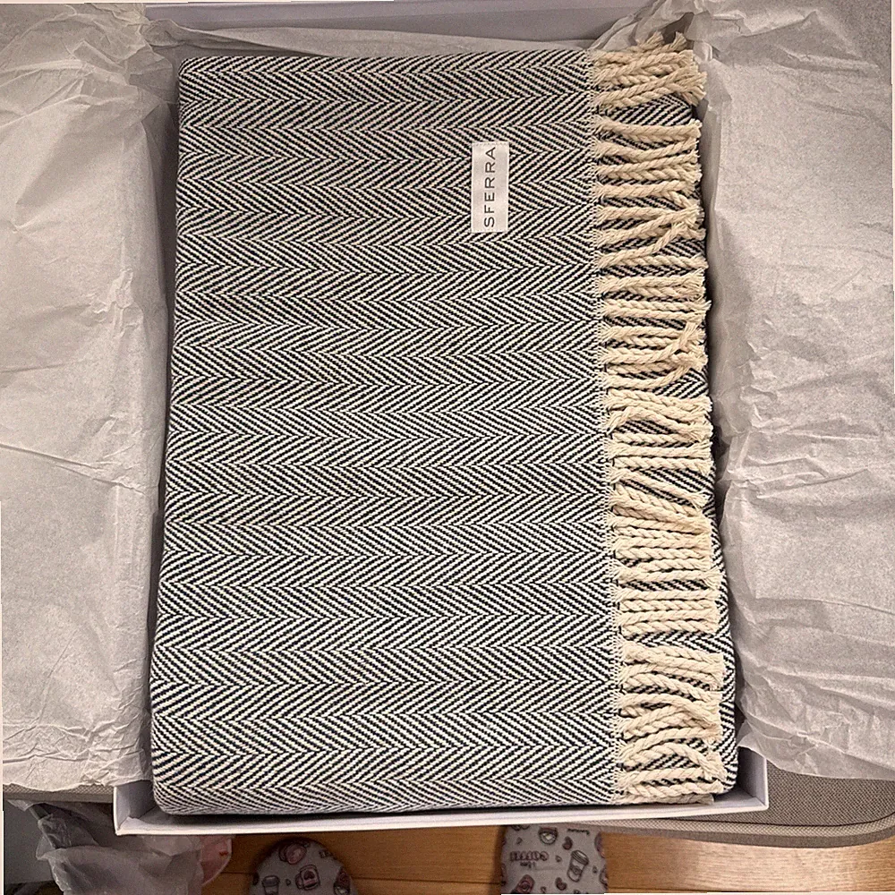 SFERRA Herringbone 51x71 Throw Blanket 100% Cotton Twisted Fringe New In Box