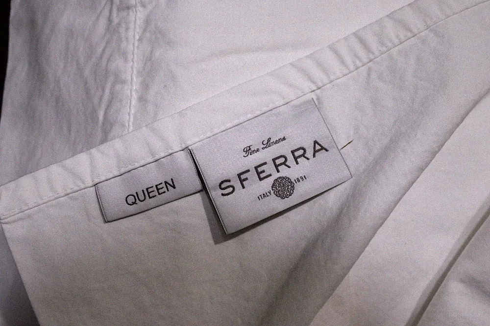 SFERRA Made in Italy Grande Hotel pleated 3 piece Bed skirt in white